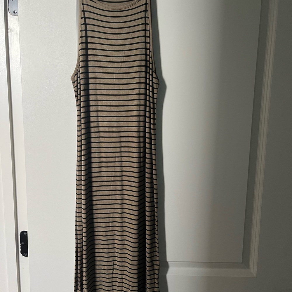 Forever 21 Tan and Black Striped Sleeveless Maxi Dress